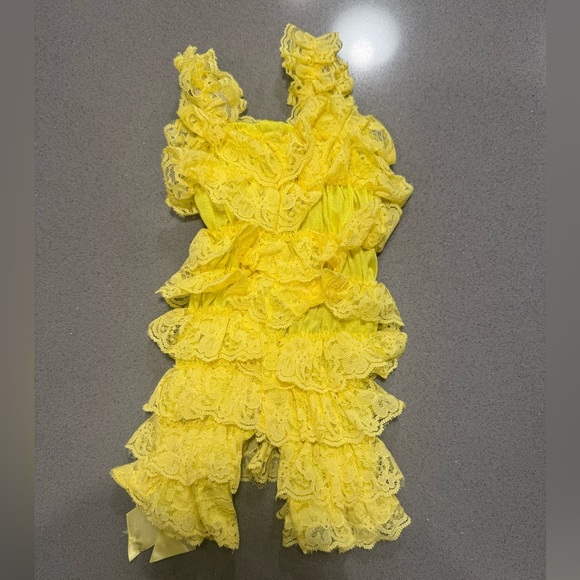 NB baby girl lace outfit - Picture 2 of 3